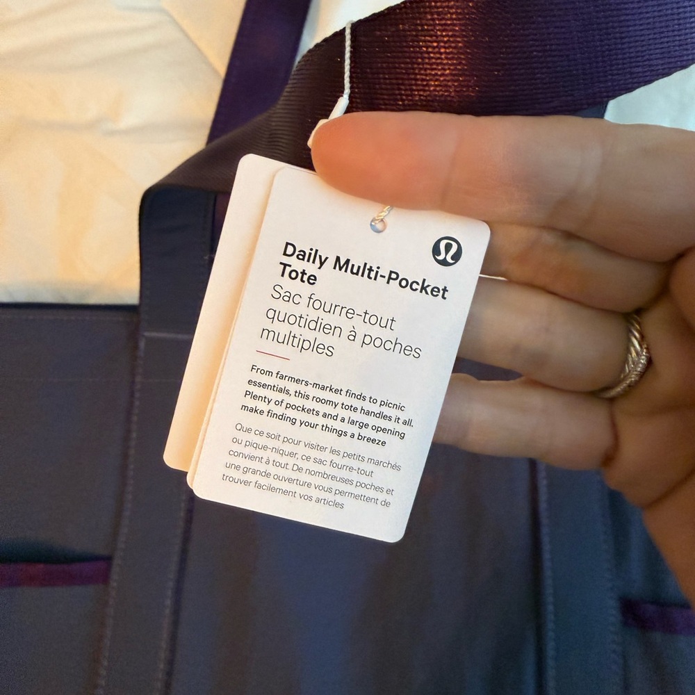 lululemon athletica Deep Purple Tote - Picture 2 of 4